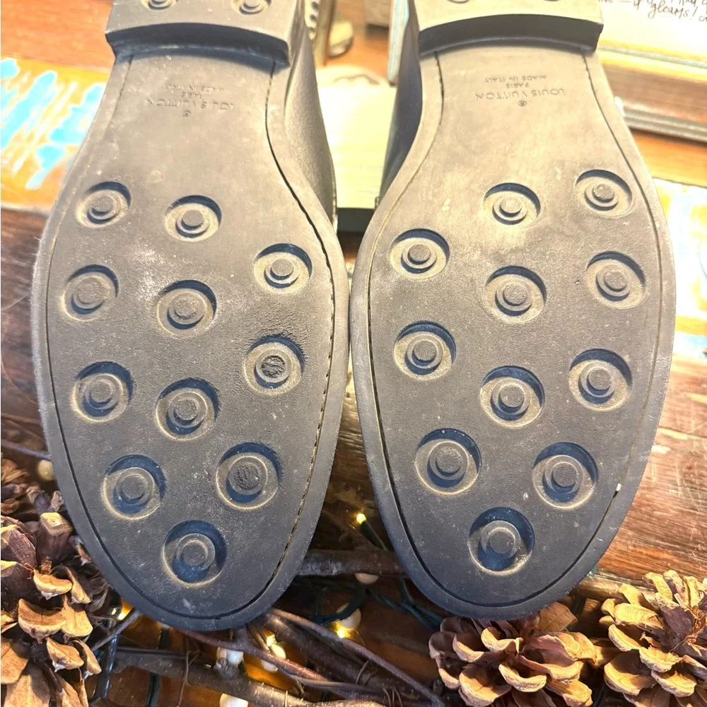 Louis Vuitton Black Leather Loafers Size 10 - Picture 3 of 10